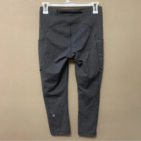 Lululemon Speed Up Crop 21" Heathered Black Size 6 W6AK6S - Picture 10 of 15